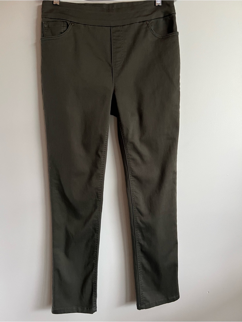 UP! Pants Women’s Pull-On Slim Fit | Olive Army Green Stretch Pants Size 6 Small
